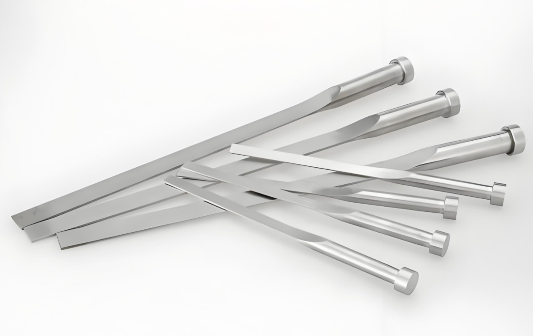 塑料模具設(shè)計(jì)中扁頂針設(shè)計(jì)完全指南：材質(zhì)選擇與應(yīng)用要點(diǎn)